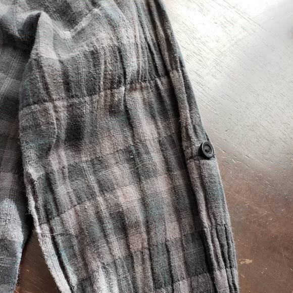 [Timing] Plaid Ruffle Front Button Down Top - Picture 5 of 8